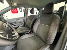 Renault LOGAN 1.0 12V SCE FLEX ZEN MANUAL 2022/2023 BETIOLO NOVOS E SEMINOVOS LAJEADO / Carros no Vale