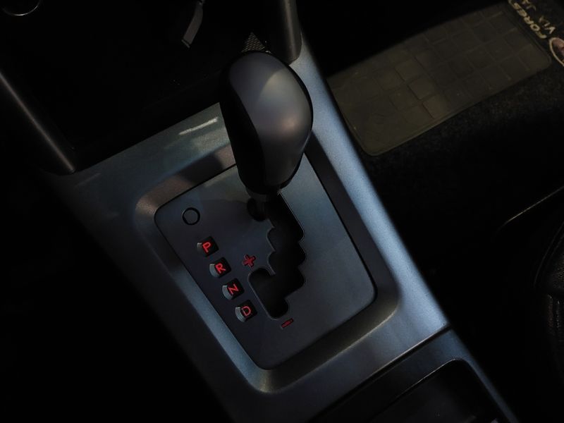 Subaru FORESTER 2.0 LX 4X4 16V GASOLINA 4P AUTOMÁTICO 2011/2011 BETIOLO NOVOS E SEMINOVOS LAJEADO / Carros no Vale