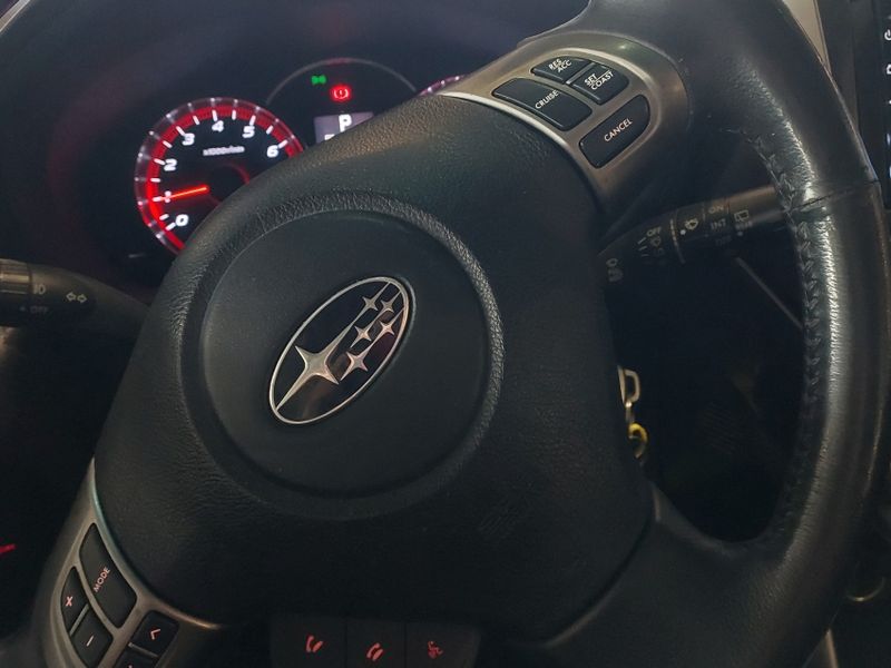 Subaru FORESTER 2.0 LX 4X4 16V GASOLINA 4P AUTOMÁTICO 2011/2011 BETIOLO NOVOS E SEMINOVOS LAJEADO / Carros no Vale