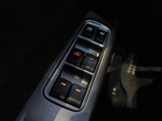 Subaru FORESTER 2.0 LX 4X4 16V GASOLINA 4P AUTOMÁTICO 2011/2011 BETIOLO NOVOS E SEMINOVOS LAJEADO / Carros no Vale