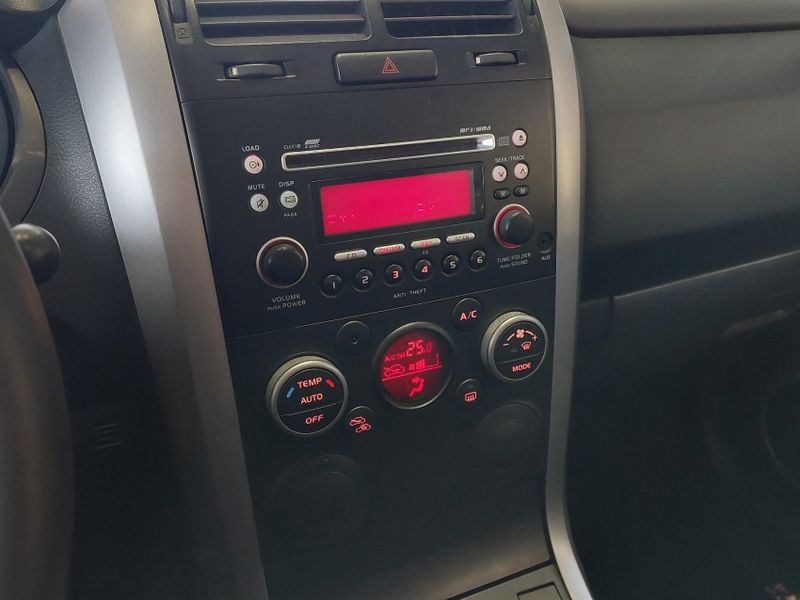 Suzuki GRAND VITARA 2.0 4X2 16V GASOLINA 4P AUTOMÁTICO 2013/2014 BETIOLO NOVOS E SEMINOVOS LAJEADO / Carros no Vale