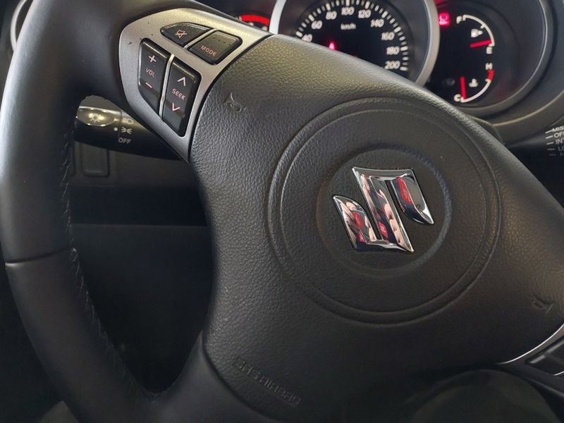 Suzuki GRAND VITARA 2.0 4X2 16V GASOLINA 4P AUTOMÁTICO 2013/2014 BETIOLO NOVOS E SEMINOVOS LAJEADO / Carros no Vale