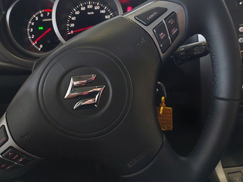 Suzuki GRAND VITARA 2.0 4X2 16V GASOLINA 4P AUTOMÁTICO 2013/2014 BETIOLO NOVOS E SEMINOVOS LAJEADO / Carros no Vale