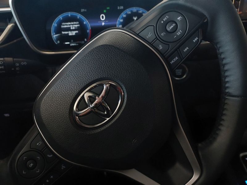 Toyota COROLLA 2.0 VVT-IE FLEX XEI DIRECT SHIFT 2024/2024 BETIOLO NOVOS E SEMINOVOS LAJEADO / Carros no Vale