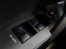 Toyota COROLLA 2.0 XEI 16V FLEX 4P AUTOMÁTICO 2016/2017 BETIOLO NOVOS E SEMINOVOS LAJEADO / Carros no Vale