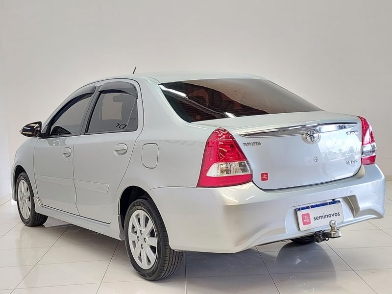 Toyota ETIOS 1.5 XLS SEDAN 16V FLEX 4P AUTOMÁTICO 2017/2018 BETIOLO NOVOS E SEMINOVOS LAJEADO / Carros no Vale Toyota ETIOS 1.5 XLS SEDAN 16V FLEX 4P AUTOMÁTICO 2017/2018 BETIOLO NOVOS E SEMINOVOS LAJEADO / Carros no Vale