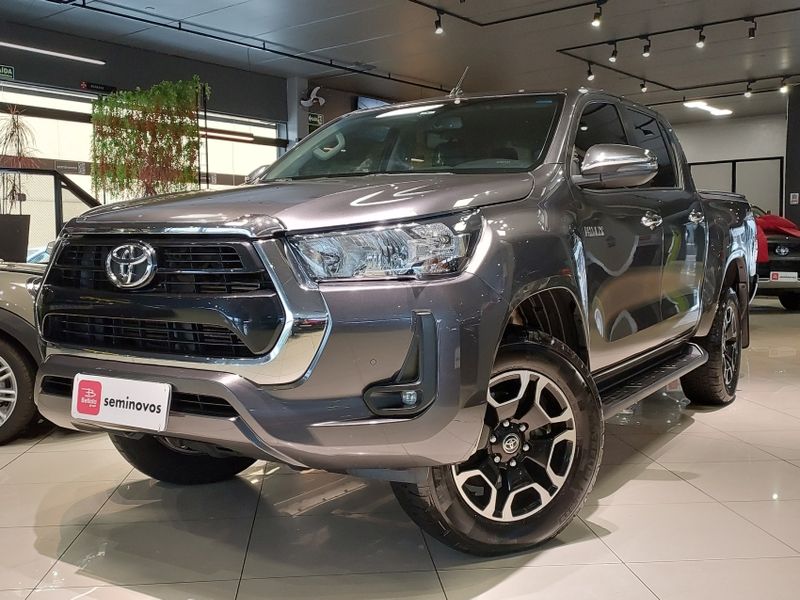 Toyota HILUX 2.8 D-4D TURBO DIESEL CD SRV 4X4 AUTOMÁTICO 2021/2021 BETIOLO NOVOS E SEMINOVOS LAJEADO / Carros no Vale