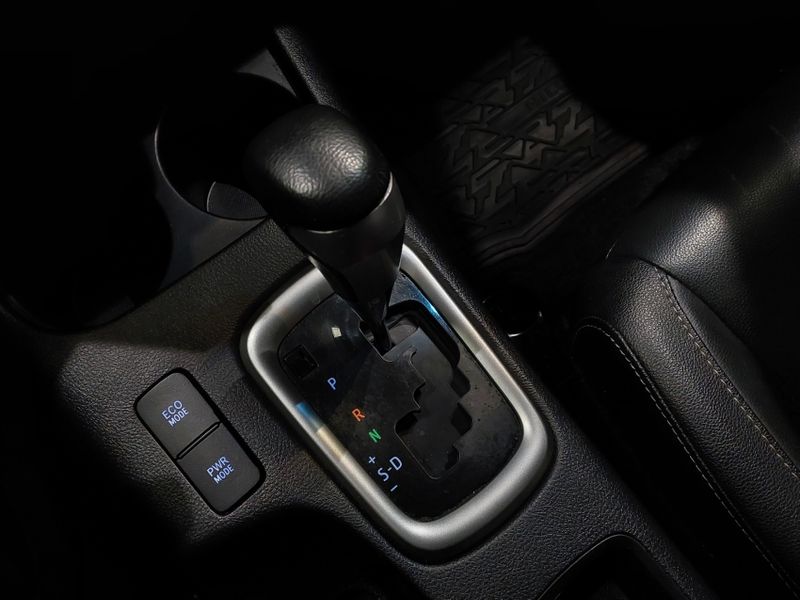 Toyota HILUX 2.8 D-4D TURBO DIESEL CD SRV 4X4 AUTOMÁTICO 2021/2021 BETIOLO NOVOS E SEMINOVOS LAJEADO / Carros no Vale