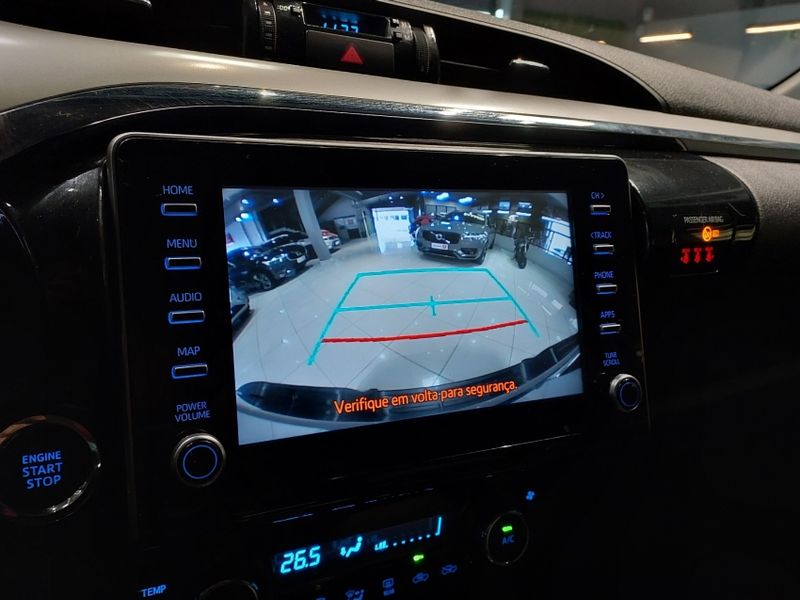 Toyota HILUX 2.8 D-4D TURBO DIESEL CD SRV 4X4 AUTOMÁTICO 2021/2021 BETIOLO NOVOS E SEMINOVOS LAJEADO / Carros no Vale