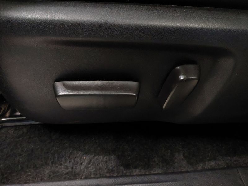 Toyota HILUX 2.8 D-4D TURBO DIESEL CD SRV 4X4 AUTOMÁTICO 2021/2021 BETIOLO NOVOS E SEMINOVOS LAJEADO / Carros no Vale