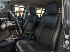 Toyota HILUX 2.8 D-4D TURBO DIESEL CD SRV 4X4 AUTOMÁTICO 2021/2021 BETIOLO NOVOS E SEMINOVOS LAJEADO / Carros no Vale