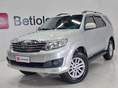 Toyota HILUX SW4 2.7 SR 4X2 16V FLEX 4P AUTOMÁTICO 2014/2014 BETIOLO NOVOS E SEMINOVOS LAJEADO / Carros no Vale