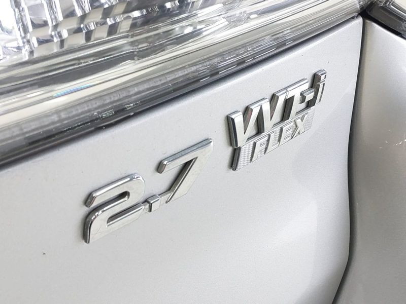 Toyota HILUX SW4 2.7 SR 4X2 16V FLEX 4P AUTOMÁTICO 2014/2014 BETIOLO NOVOS E SEMINOVOS LAJEADO / Carros no Vale Toyota HILUX SW4 2.7 SR 4X2 16V FLEX 4P AUTOMÁTICO 2014/2014 BETIOLO NOVOS E SEMINOVOS LAJEADO / Carros no Vale