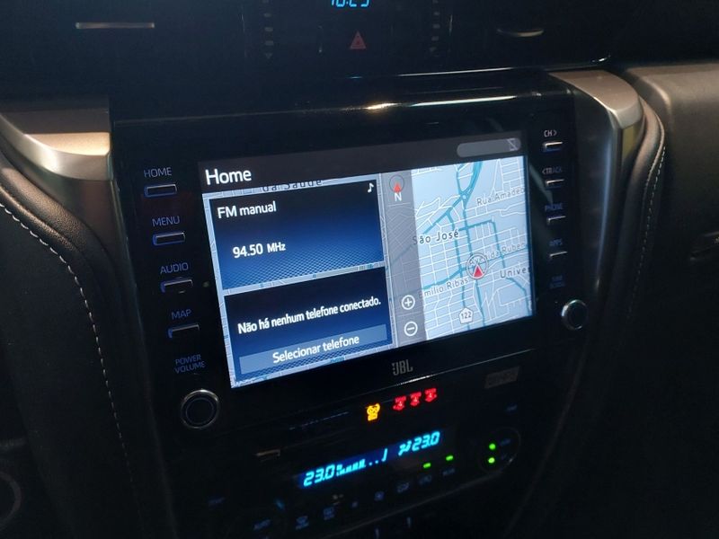 Toyota HILUX SW4 2.8 D-4D TURBO DIESEL SRX 4X4 AUTOMÁTICO 2022/2022 BETIOLO NOVOS E SEMINOVOS LAJEADO / Carros no Vale Toyota HILUX SW4 2.8 D-4D TURBO DIESEL SRX 4X4 AUTOMÁTICO 2022/2022 BETIOLO NOVOS E SEMINOVOS LAJEADO / Carros no Vale