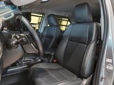 Toyota HILUX SW4 2.8 D-4D TURBO DIESEL SRX 4X4 AUTOMÁTICO 2022/2022 BETIOLO NOVOS E SEMINOVOS LAJEADO / Carros no Vale