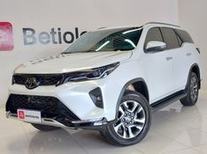 Toyota HILUX SW4 2.8 D-4D TURBO DIESEL SRX PLATINUM 7L 4X4 AUTOMÁTICO 2025/2025 BETIOLO NOVOS E SEMINOVOS LAJEADO / Carros no Vale