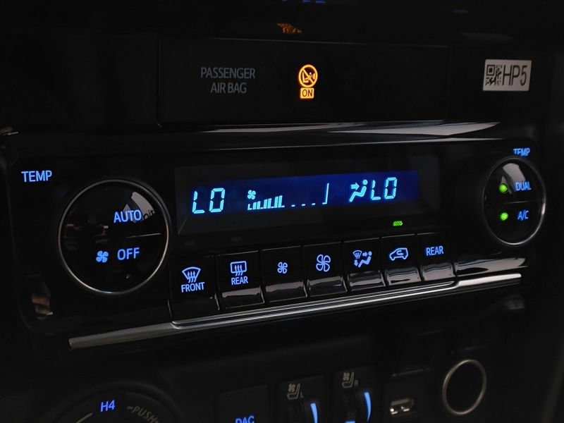 Toyota HILUX SW4 2.8 D-4D TURBO DIESEL SRX PLATINUM 7L 4X4 AUTOMÁTICO 2025/2025 BETIOLO NOVOS E SEMINOVOS LAJEADO / Carros no Vale