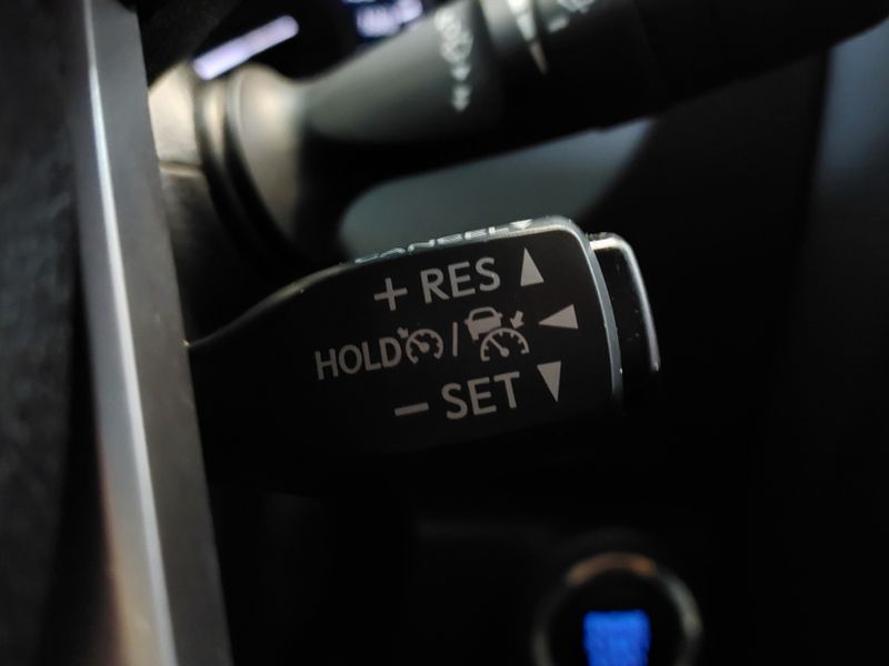 Toyota HILUX SW4 2.8 D-4D TURBO DIESEL SRX PLATINUM 7L 4X4 AUTOMÁTICO 2025/2025 BETIOLO NOVOS E SEMINOVOS LAJEADO / Carros no Vale