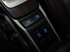 Toyota HILUX SW4 2.8 SRX 4X4 16V TURBO INTERCOOLER DIESEL 4P AUTOMÁTICO 2019/2019 BETIOLO NOVOS E SEMINOVOS LAJEADO / Carros no Vale