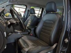 Volkswagen AMAROK 3.0 V6 TDI DIESEL HIGHLINE CD 4MOTION AUTOMÁTICO 2019/2019 BETIOLO NOVOS E SEMINOVOS LAJEADO / Carros no Vale