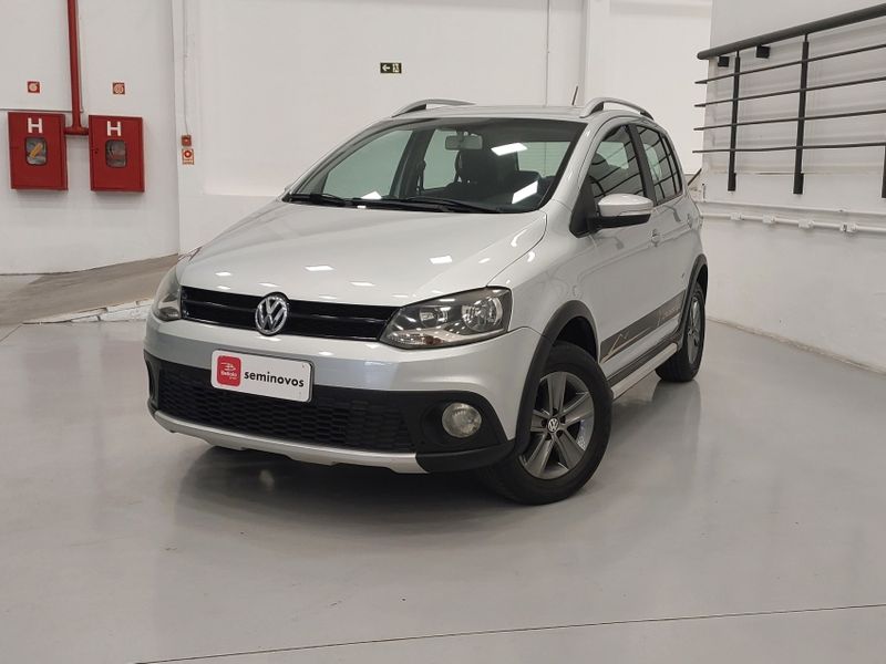 Volkswagen CROSSFOX 1.6 MI FLEX 8V 4P MANUAL 2011/2011 BETIOLO NOVOS E SEMINOVOS LAJEADO / Carros no Vale Volkswagen CROSSFOX 1.6 MI FLEX 8V 4P MANUAL 2011/2011 BETIOLO NOVOS E SEMINOVOS LAJEADO / Carros no Vale