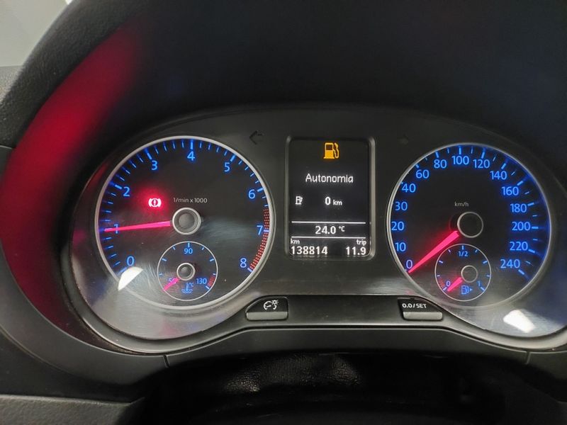 Volkswagen CROSSFOX 1.6 MI FLEX 8V 4P MANUAL 2011/2011 BETIOLO NOVOS E SEMINOVOS LAJEADO / Carros no Vale Volkswagen CROSSFOX 1.6 MI FLEX 8V 4P MANUAL 2011/2011 BETIOLO NOVOS E SEMINOVOS LAJEADO / Carros no Vale