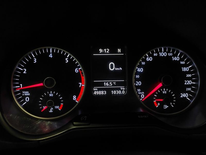 Volkswagen FOX 1.6 MSI PEPPER 16V FLEX 4P AUTOMATIZADO 2015/2015 BETIOLO NOVOS E SEMINOVOS LAJEADO / Carros no Vale Volkswagen FOX 1.6 MSI PEPPER 16V FLEX 4P AUTOMATIZADO 2015/2015 BETIOLO NOVOS E SEMINOVOS LAJEADO / Carros no Vale