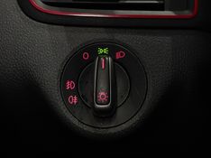 Volkswagen FOX 1.6 MSI PEPPER 16V FLEX 4P AUTOMATIZADO 2015/2015 BETIOLO NOVOS E SEMINOVOS LAJEADO / Carros no Vale