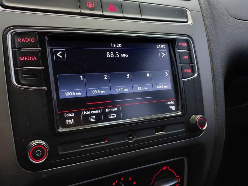 Volkswagen FOX 1.6 MSI TOTAL FLEX XTREME 4P MANUAL 2020/2021 BETIOLO NOVOS E SEMINOVOS LAJEADO / Carros no Vale