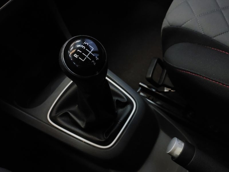 Volkswagen FOX 1.6 MSI TOTAL FLEX XTREME 4P MANUAL 2020/2021 BETIOLO NOVOS E SEMINOVOS LAJEADO / Carros no Vale