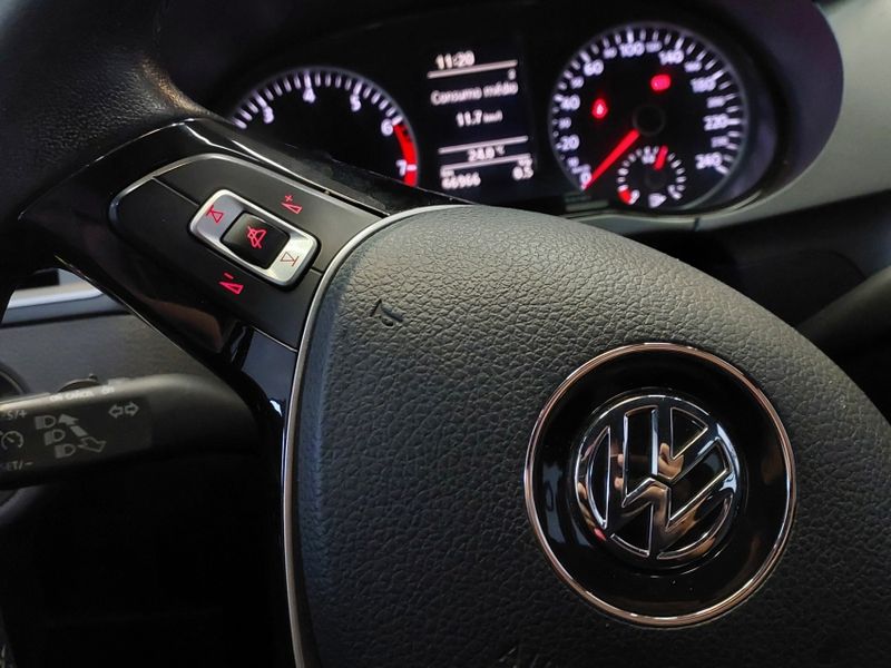 Volkswagen FOX 1.6 MSI TOTAL FLEX XTREME 4P MANUAL 2020/2021 BETIOLO NOVOS E SEMINOVOS LAJEADO / Carros no Vale