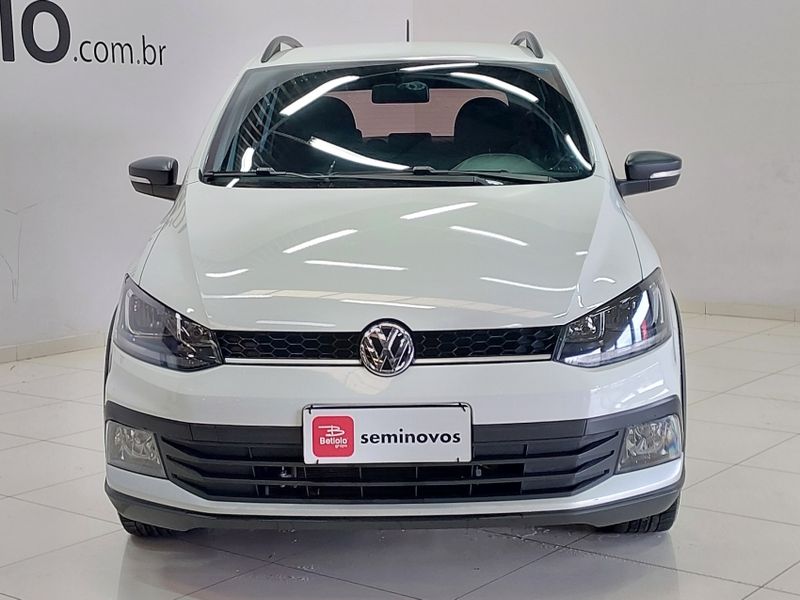 Volkswagen FOX 1.6 MSI TOTAL FLEX XTREME 4P MANUAL 2020/2021 BETIOLO NOVOS E SEMINOVOS LAJEADO / Carros no Vale