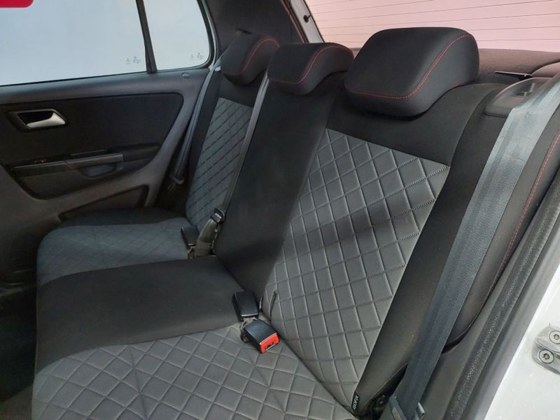 Volkswagen FOX 1.6 MSI TOTAL FLEX XTREME 4P MANUAL 2020/2021 BETIOLO NOVOS E SEMINOVOS LAJEADO / Carros no Vale