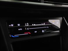 Volkswagen NIVUS 1.0 200 TSI TOTAL FLEX HIGHLINE AUTOMÁTICO 2022/2022 BETIOLO NOVOS E SEMINOVOS LAJEADO / Carros no Vale