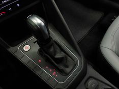 Volkswagen NIVUS 1.0 200 TSI TOTAL FLEX HIGHLINE AUTOMÁTICO 2022/2022 BETIOLO NOVOS E SEMINOVOS LAJEADO / Carros no Vale