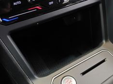 Volkswagen NIVUS 1.0 200 TSI TOTAL FLEX HIGHLINE AUTOMÁTICO 2022/2022 BETIOLO NOVOS E SEMINOVOS LAJEADO / Carros no Vale