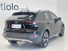 Volkswagen NIVUS 1.0 200 TSI TOTAL FLEX HIGHLINE AUTOMÁTICO 2022/2023 BETIOLO NOVOS E SEMINOVOS LAJEADO / Carros no Vale