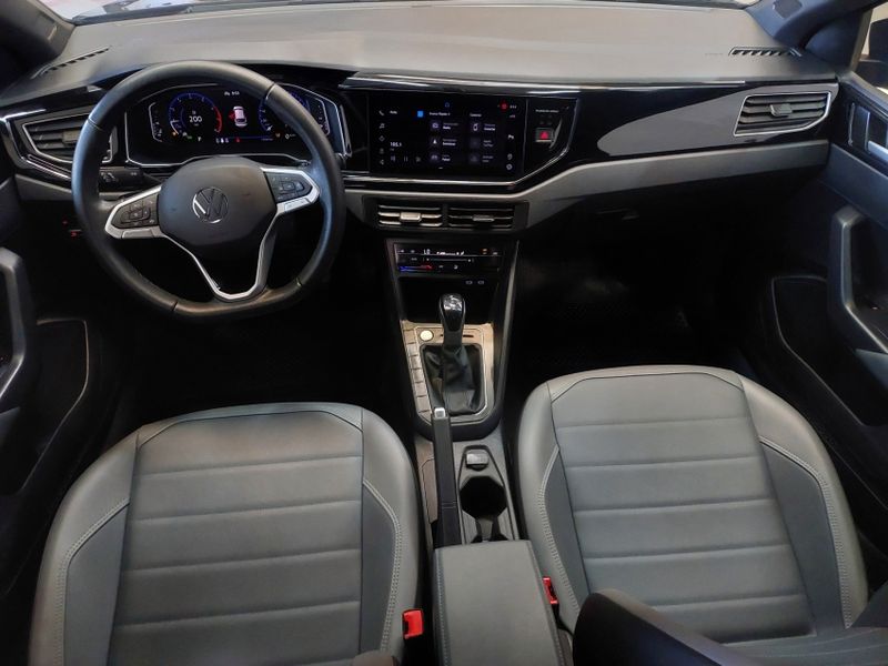 Volkswagen NIVUS 1.0 200 TSI TOTAL FLEX HIGHLINE AUTOMÁTICO 2022/2023 BETIOLO NOVOS E SEMINOVOS LAJEADO / Carros no Vale