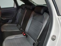 Volkswagen NIVUS 1.0 200 TSI TOTAL FLEX HIGHLINE AUTOMÁTICO 2022/2022 BETIOLO NOVOS E SEMINOVOS LAJEADO / Carros no Vale