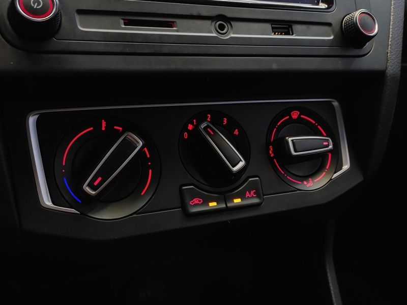 Volkswagen SAVEIRO 1.6 MSI EXTREME CD 16V FLEX 2P MANUAL 2023/2024 BETIOLO NOVOS E SEMINOVOS LAJEADO / Carros no Vale Volkswagen SAVEIRO 1.6 MSI EXTREME CD 16V FLEX 2P MANUAL 2023/2024 BETIOLO NOVOS E SEMINOVOS LAJEADO / Carros no Vale