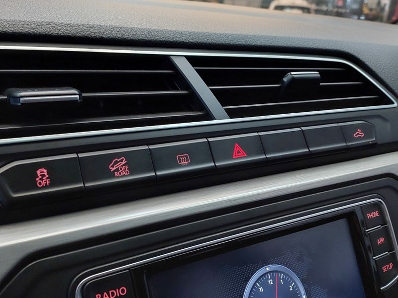 Volkswagen SAVEIRO 1.6 MSI EXTREME CD 16V FLEX 2P MANUAL 2023/2024 BETIOLO NOVOS E SEMINOVOS LAJEADO / Carros no Vale Volkswagen SAVEIRO 1.6 MSI EXTREME CD 16V FLEX 2P MANUAL 2023/2024 BETIOLO NOVOS E SEMINOVOS LAJEADO / Carros no Vale