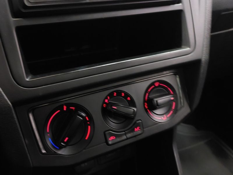 Volkswagen SAVEIRO 1.6 MSI ROBUST CS 16V FLEX 2P MANUAL 2022/2023 BETIOLO NOVOS E SEMINOVOS LAJEADO / Carros no Vale