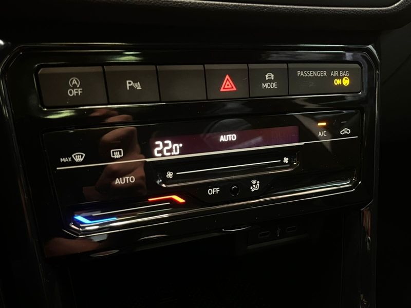 Volkswagen T-CROSS 1.0 200 TSI TOTAL FLEX COMFORTLINE AUTOMÁTICO 2023/2023 BETIOLO NOVOS E SEMINOVOS LAJEADO / Carros no Vale