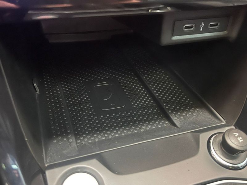 Volkswagen T-CROSS 1.0 200 TSI TOTAL FLEX COMFORTLINE AUTOMÁTICO 2023/2023 BETIOLO NOVOS E SEMINOVOS LAJEADO / Carros no Vale