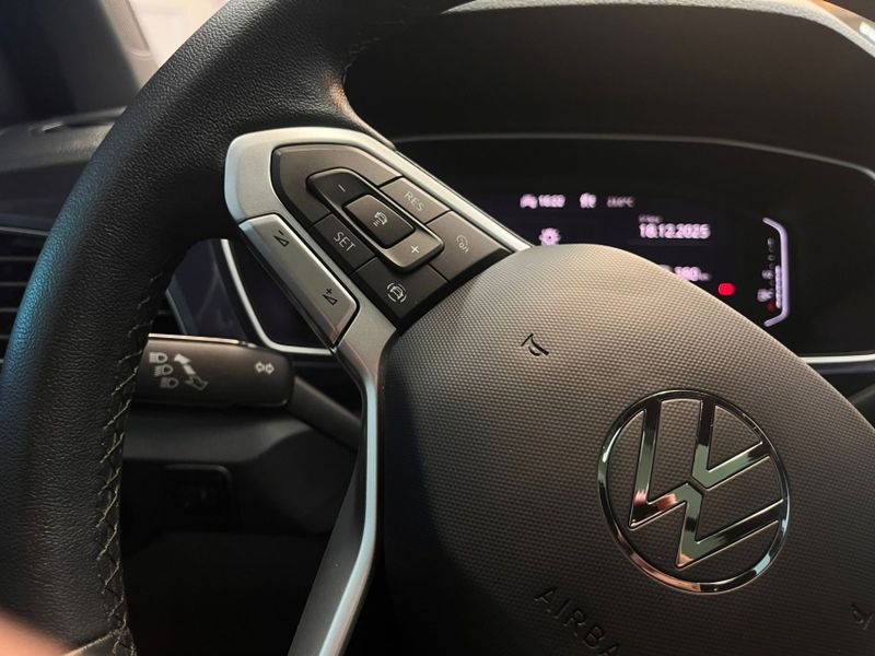Volkswagen T-CROSS 1.0 200 TSI TOTAL FLEX COMFORTLINE AUTOMÁTICO 2023/2023 BETIOLO NOVOS E SEMINOVOS LAJEADO / Carros no Vale