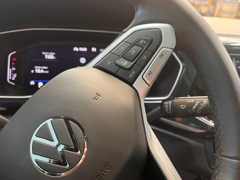 Volkswagen T-CROSS 1.0 200 TSI TOTAL FLEX COMFORTLINE AUTOMÁTICO 2023/2023 BETIOLO NOVOS E SEMINOVOS LAJEADO / Carros no Vale