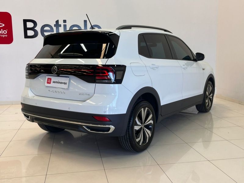 Volkswagen T-CROSS 1.0 200 TSI TOTAL FLEX COMFORTLINE AUTOMÁTICO 2023/2023 BETIOLO NOVOS E SEMINOVOS LAJEADO / Carros no Vale