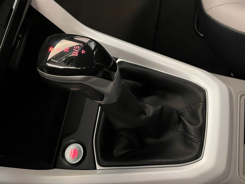 Volkswagen T-CROSS 1.4 250 TSI TOTAL FLEX HIGHLINE AUTOMÁTICO 2019/2020 BETIOLO NOVOS E SEMINOVOS LAJEADO / Carros no Vale Volkswagen T-CROSS 1.4 250 TSI TOTAL FLEX HIGHLINE AUTOMÁTICO 2019/2020 BETIOLO NOVOS E SEMINOVOS LAJEADO / Carros no Vale