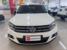 Volkswagen TIGUAN 1.4 TSI 16V TURBO GASOLINA 4P DSG 2017/2017 BETIOLO NOVOS E SEMINOVOS LAJEADO / Carros no Vale