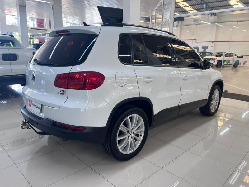Volkswagen TIGUAN 1.4 TSI 16V TURBO GASOLINA 4P DSG 2017/2017 BETIOLO NOVOS E SEMINOVOS LAJEADO / Carros no Vale Volkswagen TIGUAN 1.4 TSI 16V TURBO GASOLINA 4P DSG 2017/2017 BETIOLO NOVOS E SEMINOVOS LAJEADO / Carros no Vale